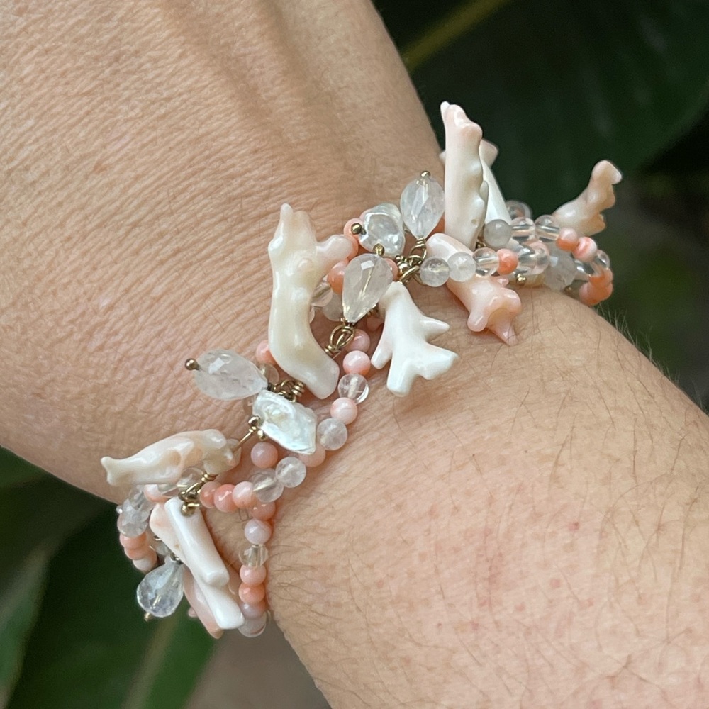 14/20 gold vermeil natural angel skin coral cultured pearl crystal bracelet